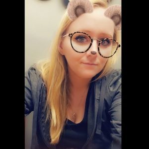 Meet your Posher, Sara